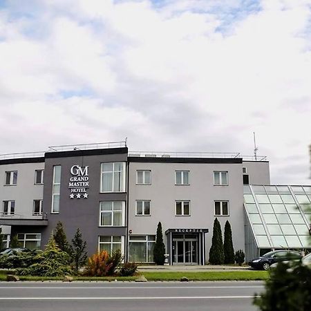 Grand Master Hotel Dés Kültér fotó