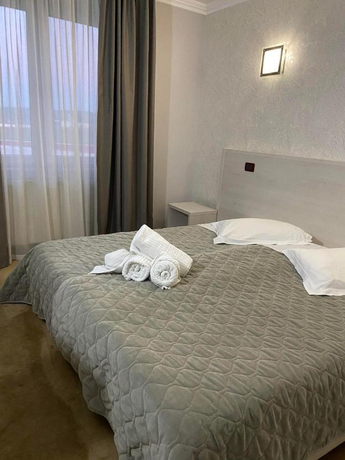 Grand Master Hotel Dés Kültér fotó
