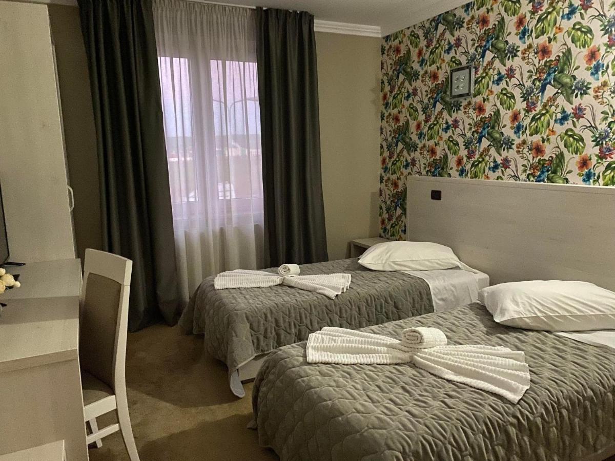 Grand Master Hotel Dés Kültér fotó